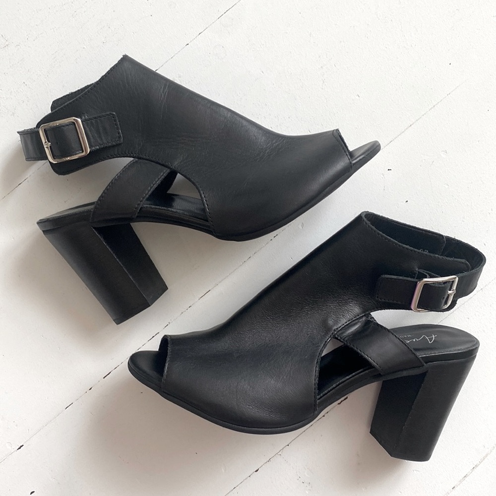 Avellini, black leather, peep toe ankle boots, size 37, made in Italy